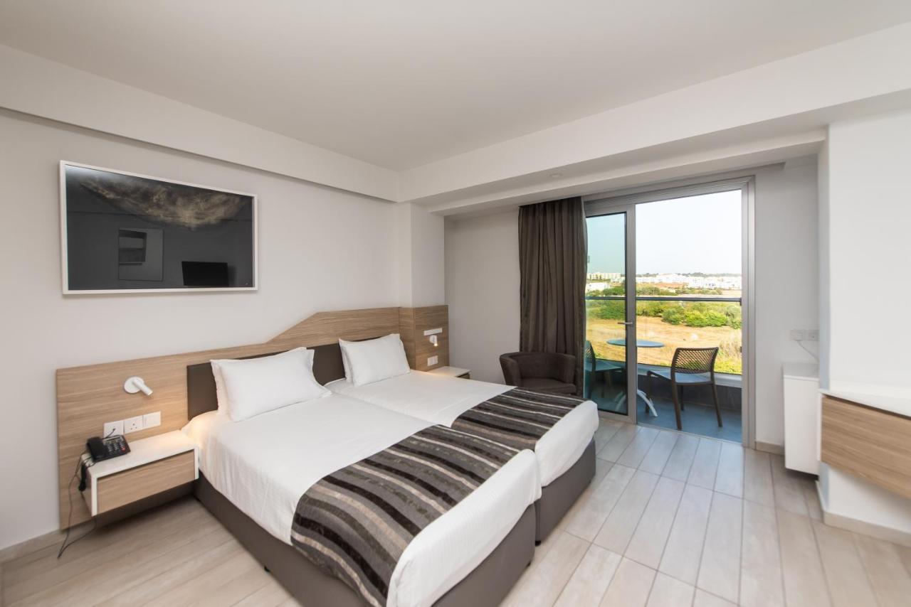 Evalena Beach Hotel Protaras Exterior foto